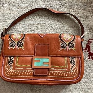 AUTHENTIC FENDI LIMITED EDITION EMBROIDERED LEATHER BAGUETTE BAG! SEX & THE CITY